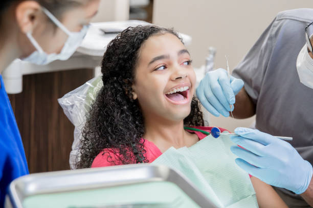 Best Emergency Tooth Extraction in Fairbank, IA